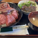 220606753 - 肉ローズ丼