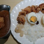 ン・オリジナルカレー - 唐揚げカレー&玉子