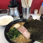 ラーメン 塚田家 - 