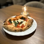 edelweiss Italian&cafe - 燻製チーズのマルゲリータ