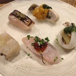 かわ村 - 鮮魚5種　サワラの炙り、シオ　ドライトマト、新いか、鱧の煮凝り、昆布森の牡蠣