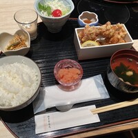 水たき料亭 博多華味鳥 ヒルトンプラザウエスト店 - 