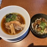 麺屋やまひで - 極醤油ラーメン＆和牛炙りもつ丼