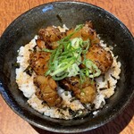 麺屋やまひで - 和牛炙りもつ丼