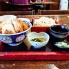 Rokusuke Udon - カツ丼定食(小うどん 冷)　1155円
                
                薬味
                長ネギ、小ネギ、わさび!?、少量の生姜、
                テーブルに、ゆず七味。なかなか、多彩で豪華！
