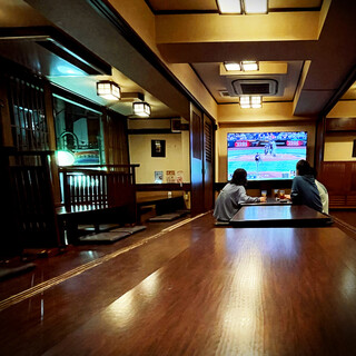 A super large TV is installed in the tatami room! You can watch international sports tournaments, etc.