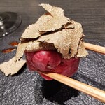 元麻布 牛牛 離宮 - トリュフユッケ