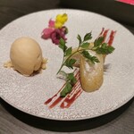 元麻布 牛牛 離宮 - 梨のクレープとアールグレイのアイスクリーム