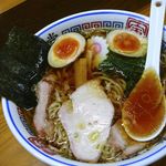 【手打中華そば(660円)、半熟煮玉子(100円)】★2013/10