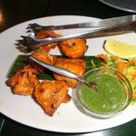 カイバル - チキンティッカ　おすすめ！やみつきの味、骨なしタンドーリチキン