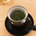 鮨 しゅん輔 - 最初は胃を落ち着かせるために、茶碗蒸しでスタート