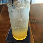 カフェ アンド - 