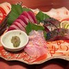 Hashi No Wa Azono Mura - 刺身盛り合わせ(鰹、イトヨリ、しめ鯖炙り)