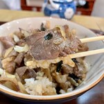 Oumi Kaneyasu - 大盛 焼肉丼 アップ