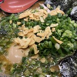 豚骨醤油ラーメン 王道家 - 