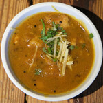 スパイスカフェ - カレー2種 1500円 のポークビンダル 黒酢の効いた辛口