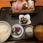 六右衛門 - 