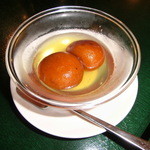 カイバル - グラブジャムン　牛乳と小麦粉から作る伝統的なスイーツ