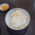 満州ニラら～めんの店 さかえや - ごはん（中）