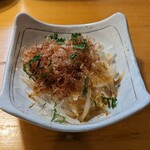 Sushi Izakaya Yataizushi - オニオンスライス395円