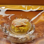 美会 - 毛蟹の前菜 器も美しく 清涼感がある