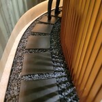 美会 - 入り口から店内に向かう回廊