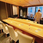 鮨しいな - 店内