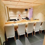 鮨しいな - 個室