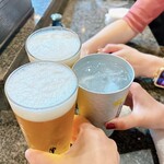 亀すし - 再び、乾杯☆
            ビールが神的に美味しいね