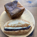 パンとエスプレッソと花束を - 持ち帰りパンも美味しかった