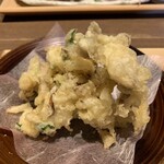 八兆屋駅の蔵 - 木の子のかき揚げ❗️