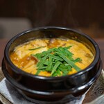 比内地鶏本格焼酎 海舟 - 2023.10 比内地鶏の首皮とつくねのチゲ仕立て