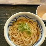 うまげな - 温玉ぶっかけ(冷)並 550円。
