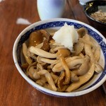 鯨荘 塩町館 - 「雑きのこ湯がき」450円