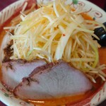 食堂 一扇 - 料理写真:辛ねぎ味噌ラーメン&チャーシュー