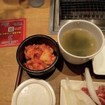 Yakiniku Raiku - キムチ、スープ