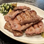 Gyuutan Yaki Semmon Ten Tsukasa - 