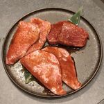 Kanzen Koshitsu Yakiniku Itadaki - タレの精肉3種　シキンボ・トモサンカク・ヒレ