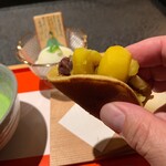 日本焼肉はせ川 別亭 - 出来たての栗どら焼き