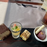 アーティスト カフェ - 