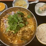 タイ食堂 ひょうたん - カオソーイセット（¥1,080）