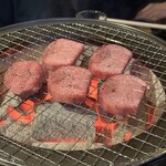 七輪焼肉 楽しいら - 