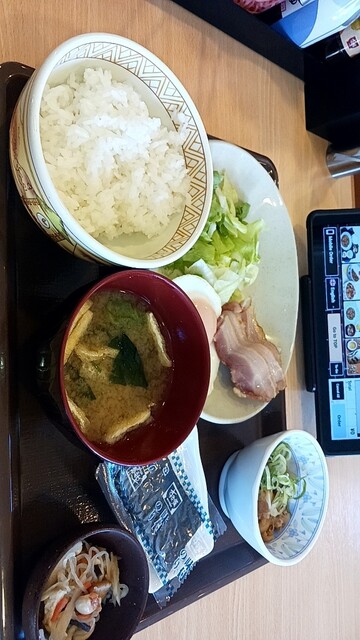 すき家 大船渡赤崎店 - 盛（牛丼）の写真