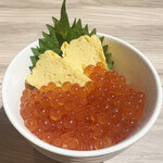 〆のイクラ小丼