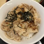 いろり庵きらく - 豚丼みたいなやつ