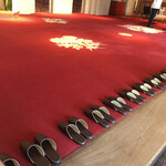 和田金 - 入り口、履き替え