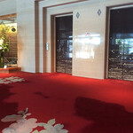 和田金 - エレベーター