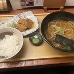 麺匠の心つくし つるとんたん - 