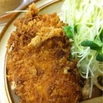 キッチン南海 - クリームコロッケも大きくサクサク