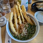 麺処くらや - 料理写真:ごぼ天そば